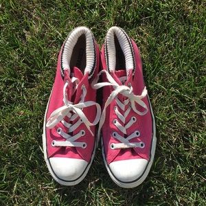 Pink converse